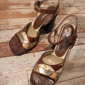 SHY Sandals